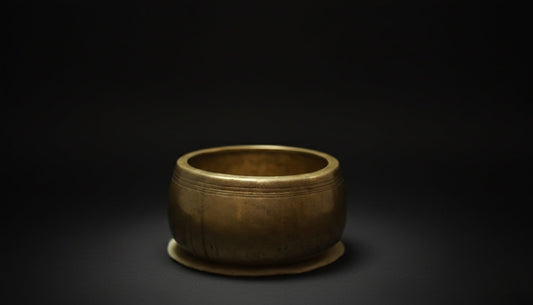 Antique Bowl Monk (Stand)