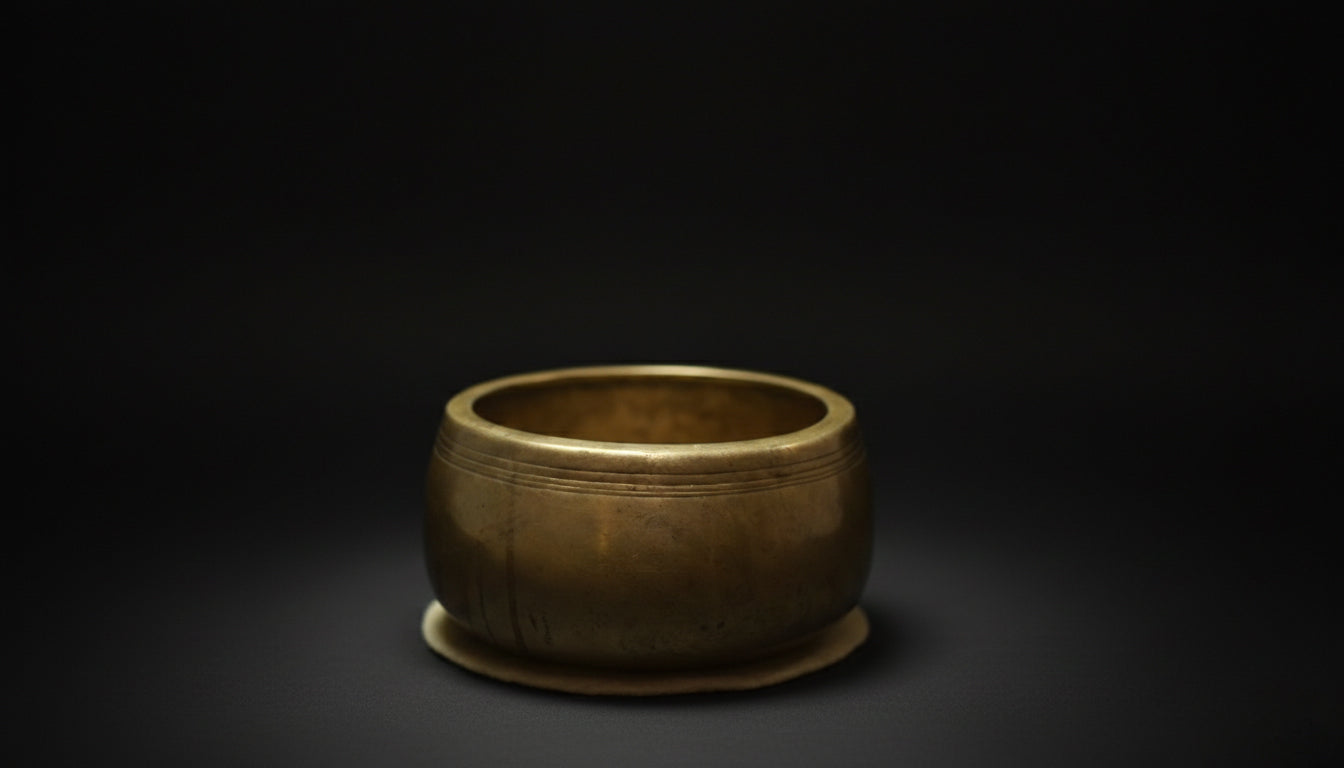 Antique Bowl Monk (Stand)