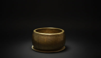 Antique Bowl Monk (Stand)