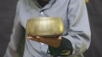 Antique Bowl Monk (Stand)